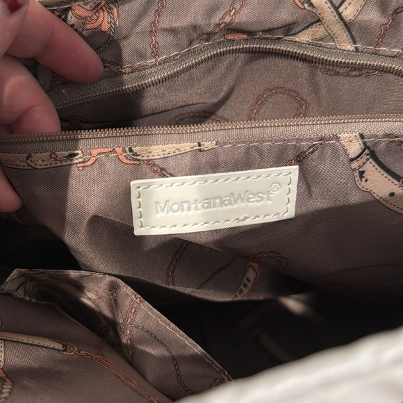 Montana West White Criss Cross Shoulder Bag with Gold Accents - Picture 9 of 11